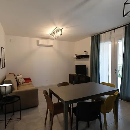Manzoni Apartment *